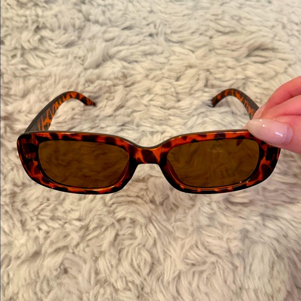 Amazon Fashion Brown Tortoise Shell Print Women's Sunglasses